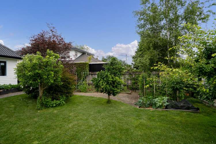 71 Carlyle Street Cambridge_24