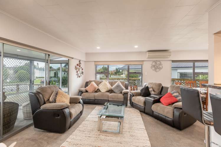 4 Upham Crescent Taradale_8