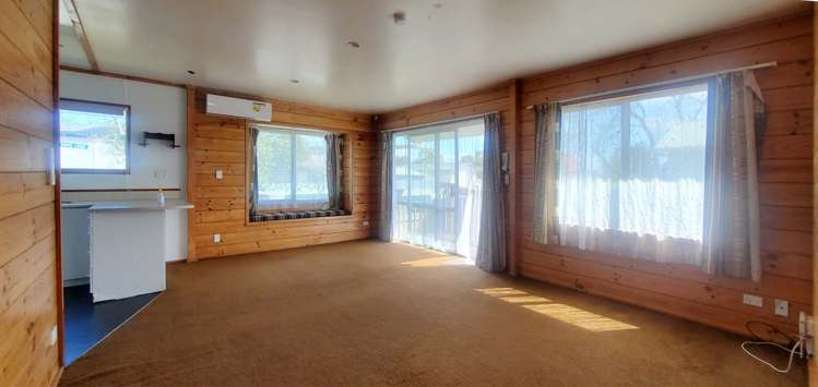 1 Wing Crescent Papakura_2