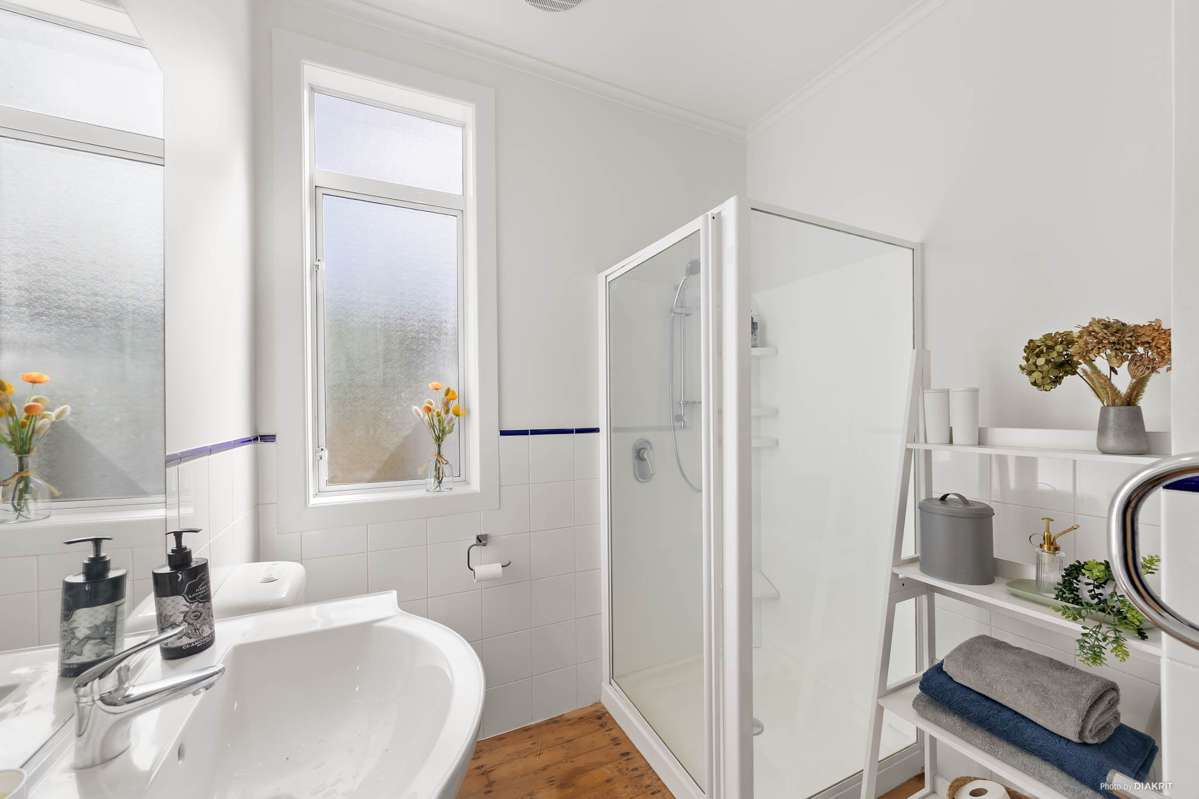4 Rona Avenue_4