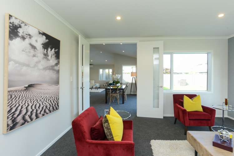 552 Lyndhurst Road Frimley_14