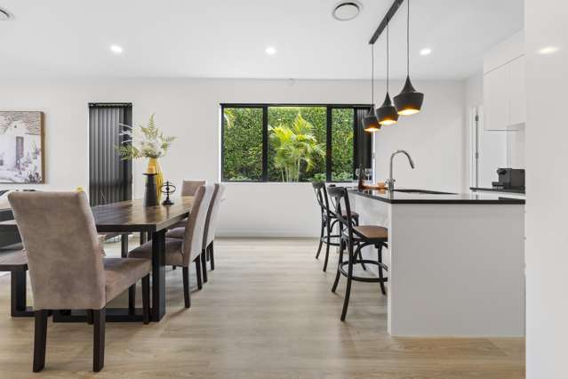 8 Dinning Road Riverhead_2