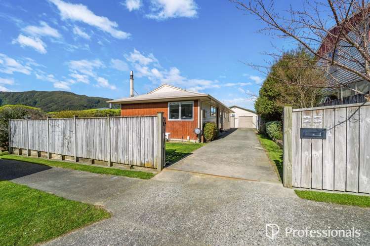 25 Kendal Grove Wainuiomata_24
