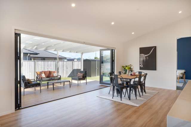 23 Queen Charlotte Drive Aotea_2