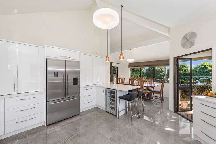 2 River Oaks Place Pukete_5