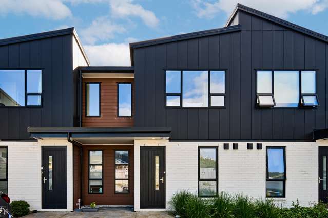 Two bedrooms, two ensuites - easy living
