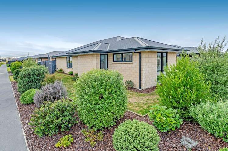 1 Julia Close Rolleston_18