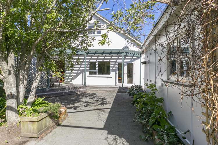 8 Walmer St Hataitai_25