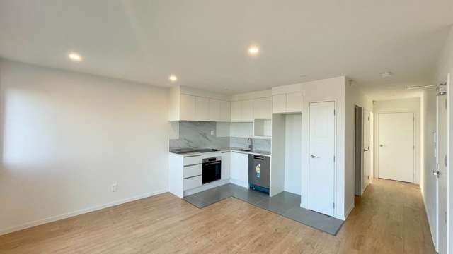 203/318 Wairau Road Glenfield_1