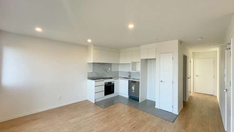 203/318 Wairau Road Glenfield_1