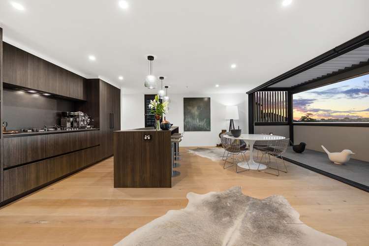 314a Hurstmere Road Takapuna_15