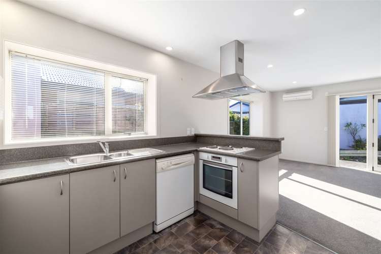 6/26 Meadow Street Papanui_2