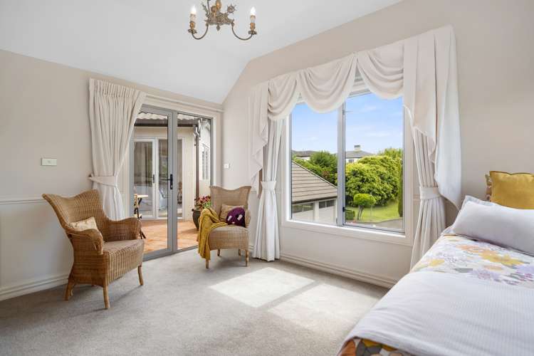 33 Seymour Road Mellons Bay_22