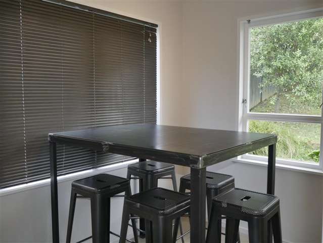 28 Memorial Drive 11618_3