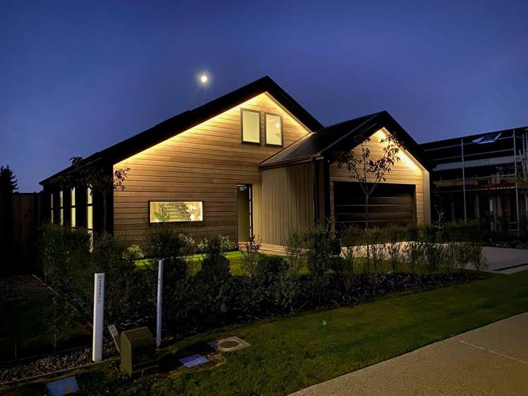 31 Magnum Drive Cromwell_11