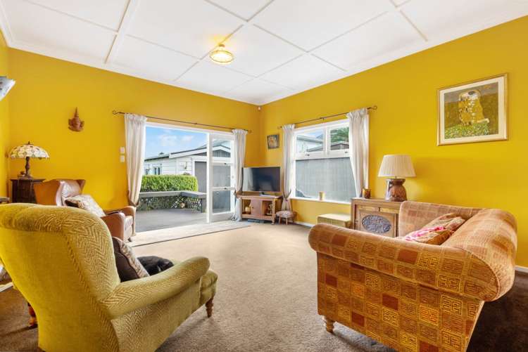 3 Evan Street Belmont_10