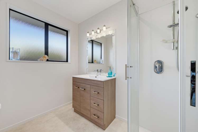 33 Peebles Drive Hei Hei_14