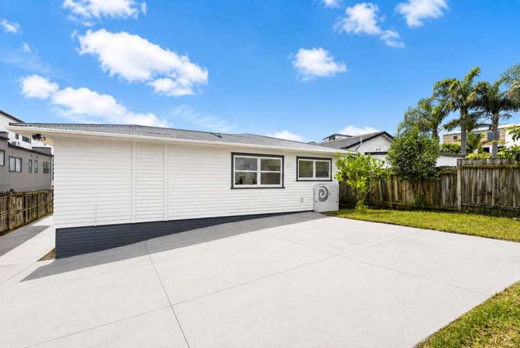 9 Oteha Valley Road Northcross_14