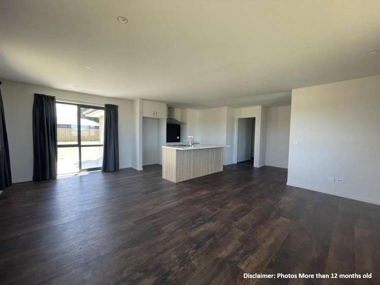 30 Kingfisher Avenue Amberley_2