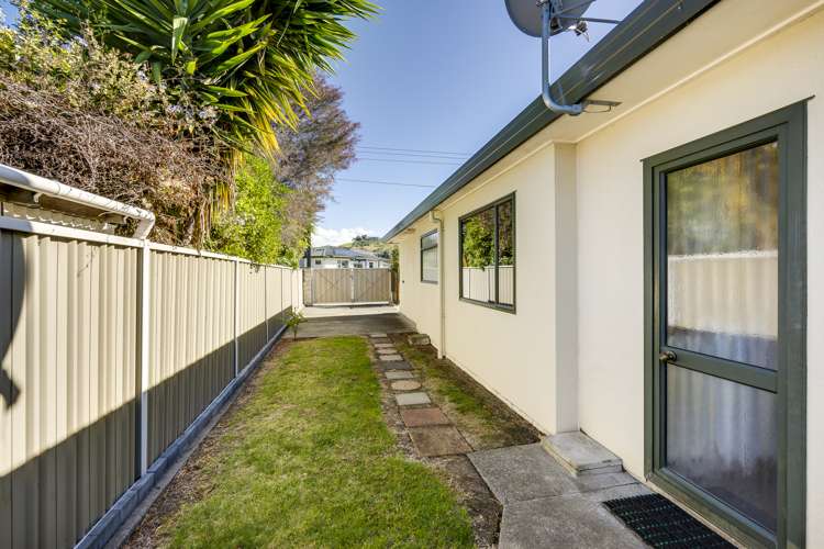 35 Beaufort Place Taradale_23