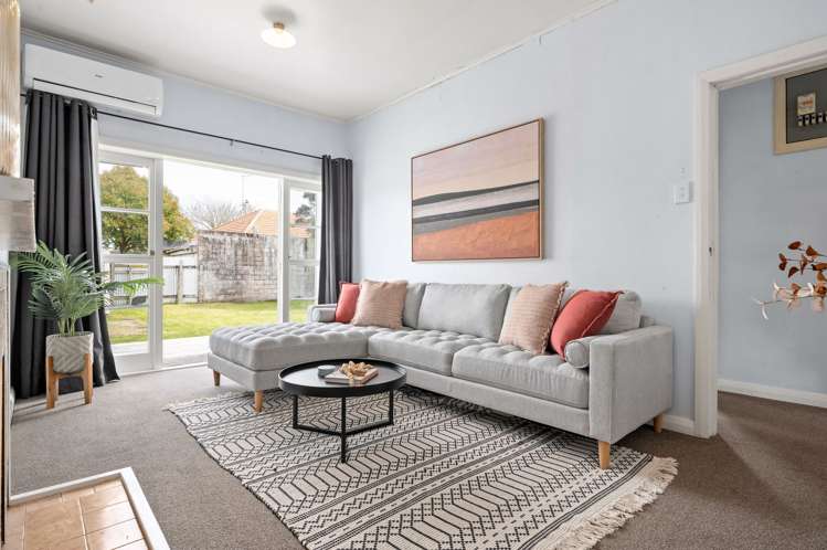 17 Plunket Terrace Hamilton East_1