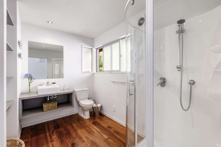 - Bay of Many Coves Queen Charlotte Sound_16