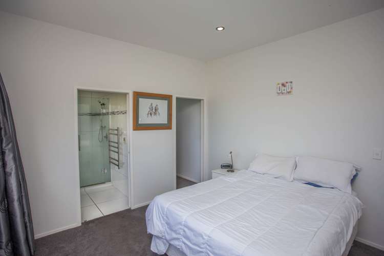 1 Forster Street Tolaga Bay_9