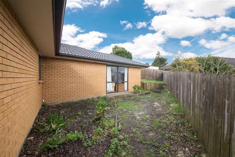 5 Jever Place Massey_17