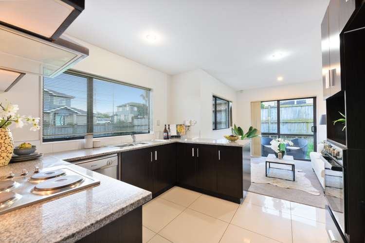 6 Riverglade Parkway Te Atatu South_21