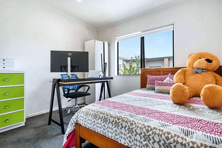 16 Pangu Way Mangere_4