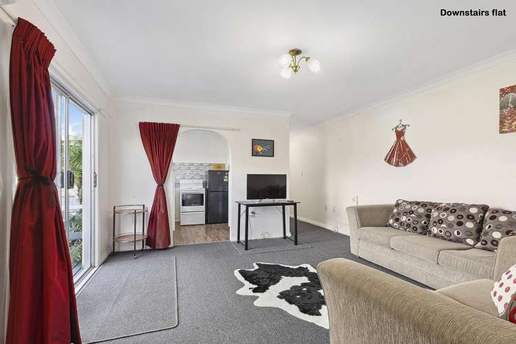 15a Romney Square Tawa_26