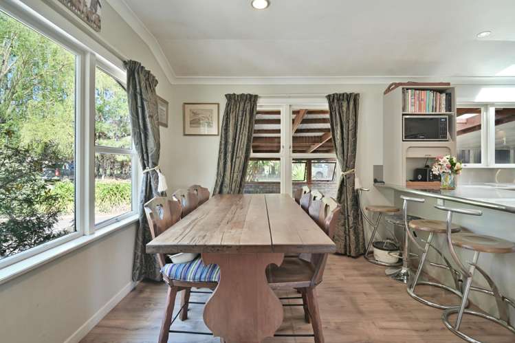 264 Paki Paki Road Longlands_19