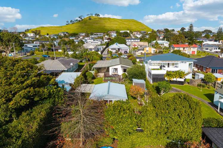44 McIntyre Road Mangere Bridge_22