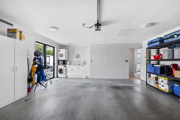 37 Riverholm Drive Mangakakahi_16