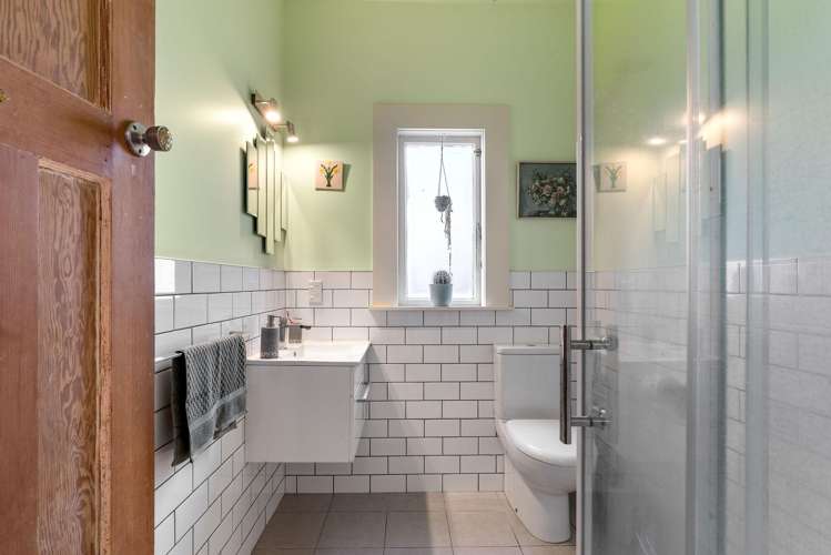 42 Tirangi Road Rongotai_11