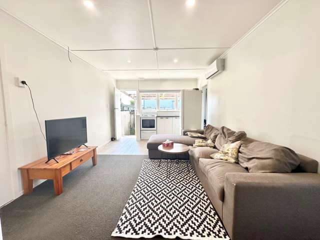 66b Humber Cres Greerton_3