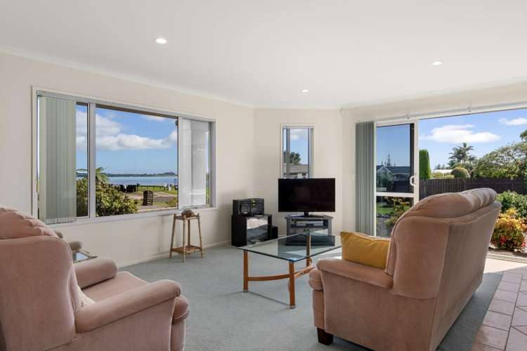 24 Kiriwai Place Matua_10