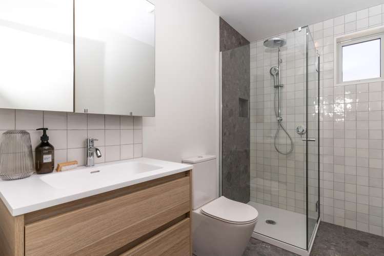 21 Courtenay Street St Albans_8