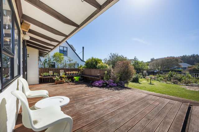 8 Cousins Avenue East Foxton Beach_1