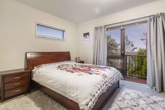 1/94 Glengarry Road Glen Eden_4