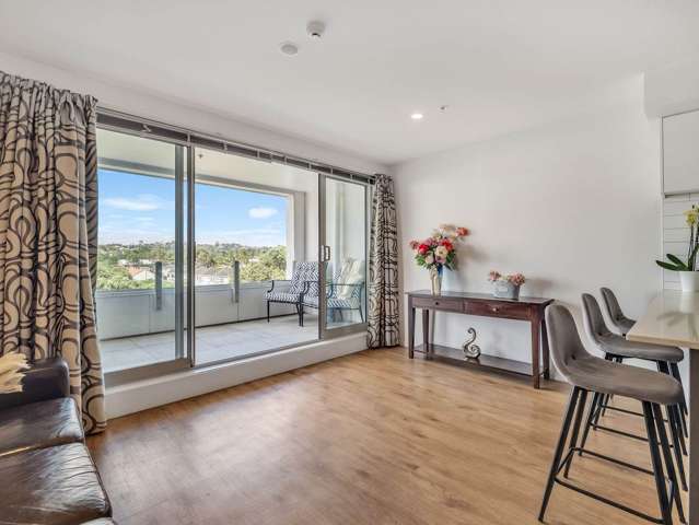 304/25 Bute Road Browns Bay_1
