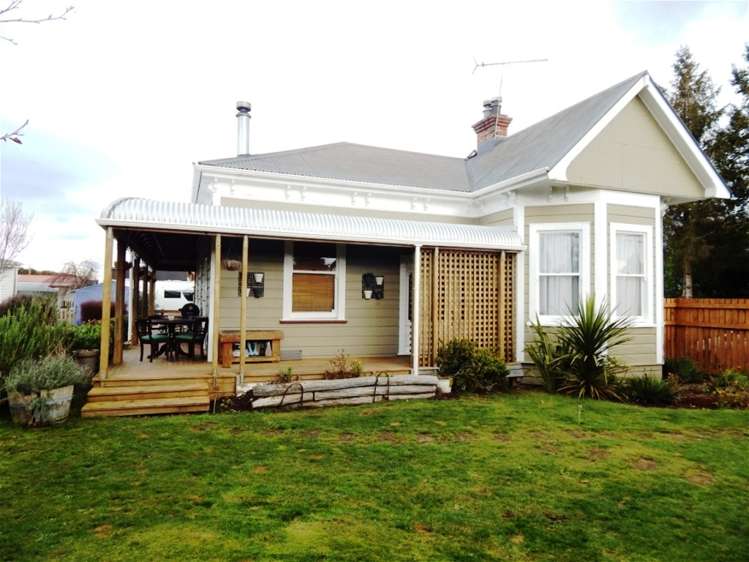 3 Tau Street Ohakune_7
