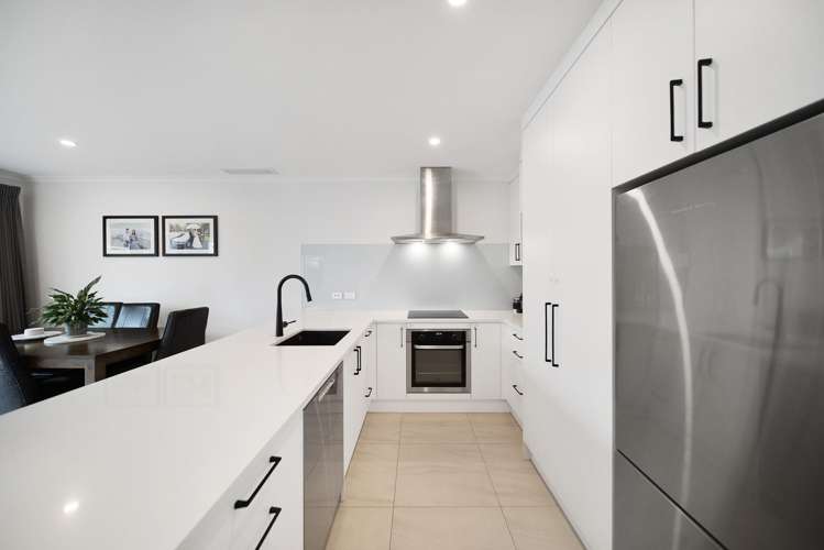 17 Roslyn Farm Street_0