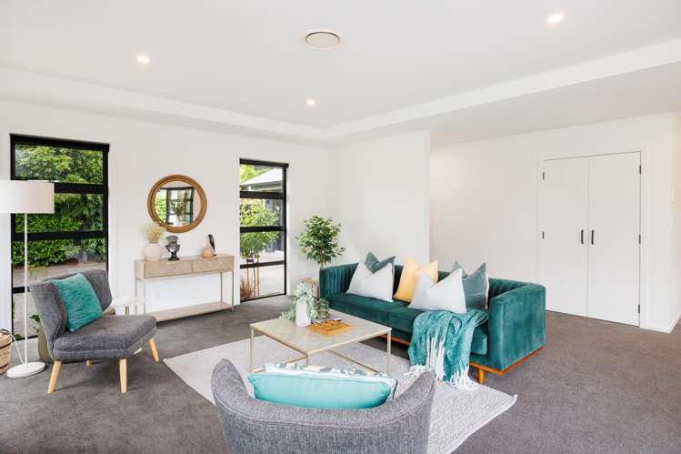 324A College Street West End_10