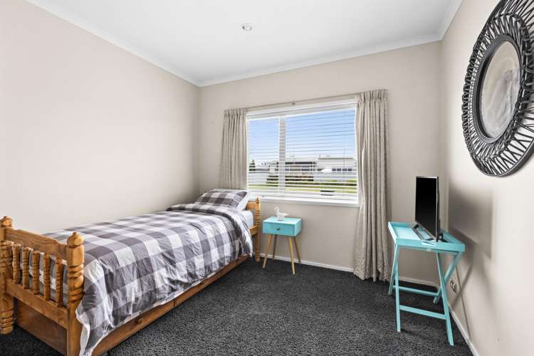 60 Kapiti Drive Poraiti_11