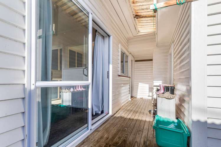 51 Parker Avenue Levin_17