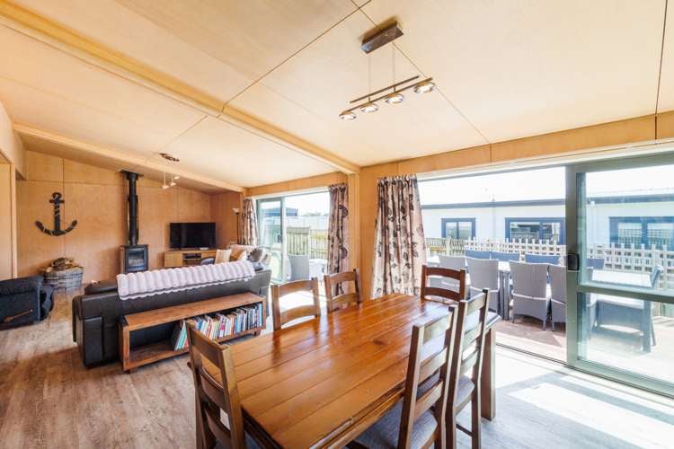 35 Barling Street Himatangi Beach_4