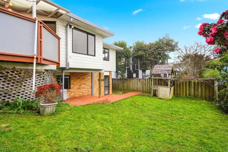 2/57 Howe Street Howick_23