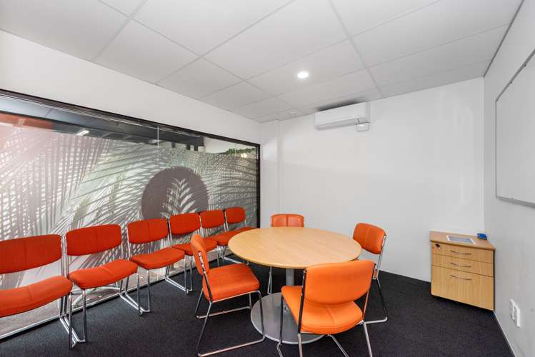 B/4343-49 Great North Road Glendene_7