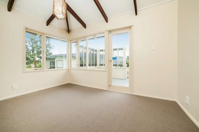 2/145 White Swan Road Mount Roskill_2